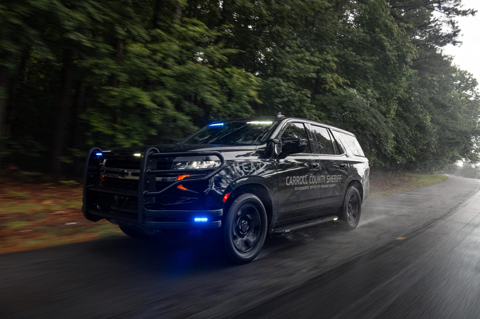 Sheriff vehicle in motion