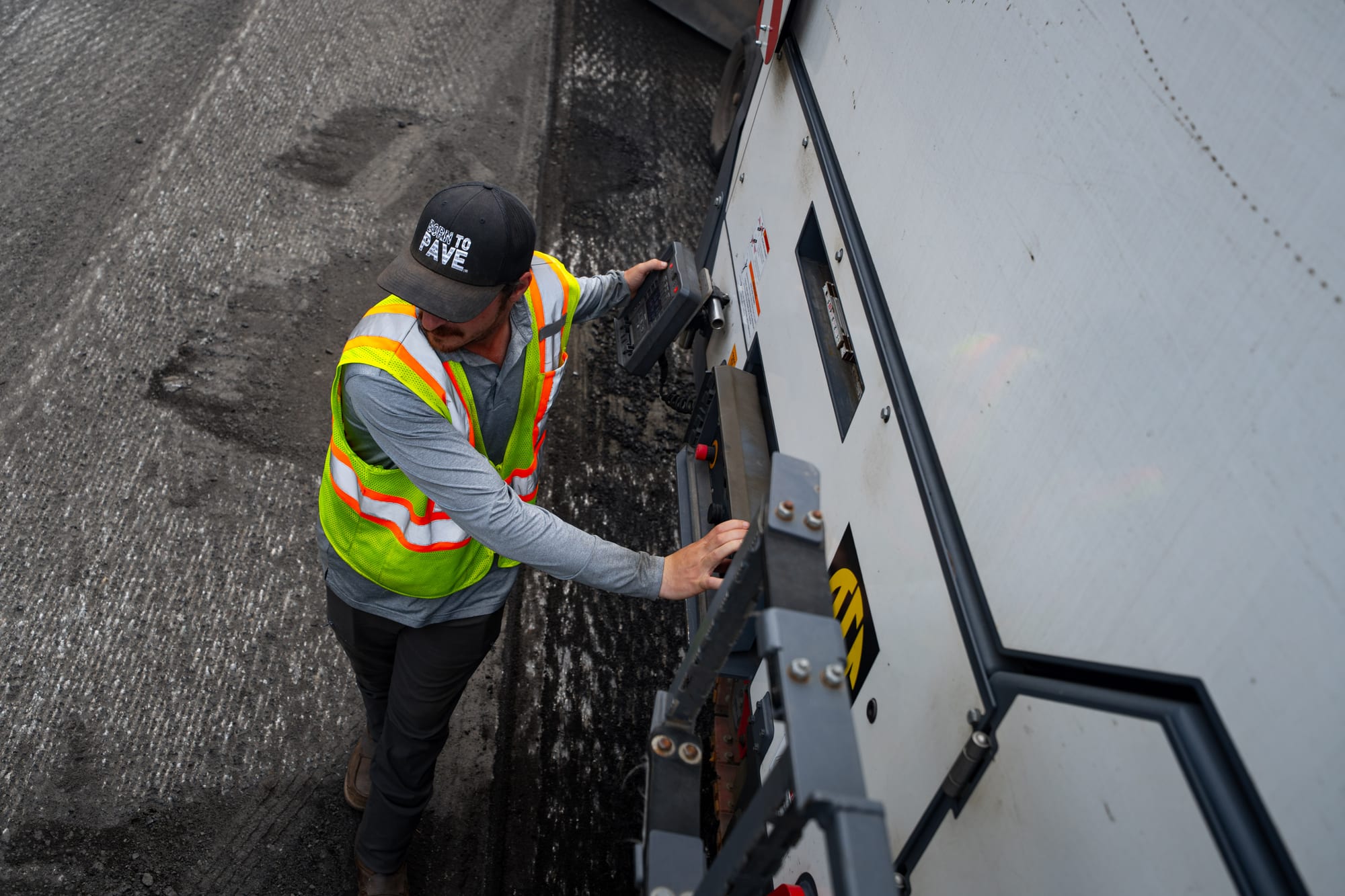 Paver control panel operator